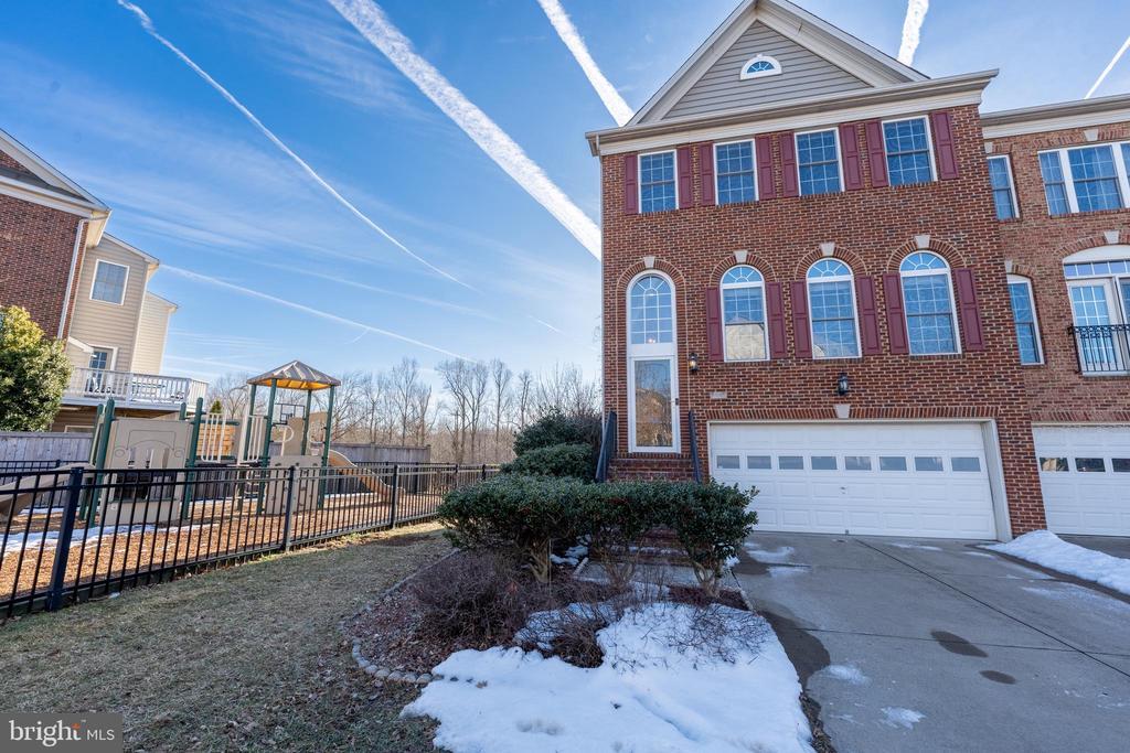 2846 Wakewater Way in Woodbridge, VA - Building Photo