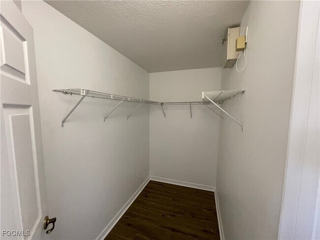 1611 Hines Ave in Lehigh Acres, FL - Building Photo - Building Photo