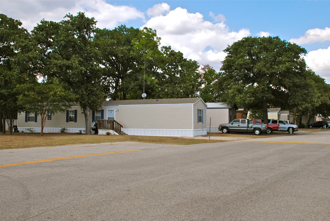 Kimberly at Creekside in Seagoville, TX - Building Photo - Building Photo