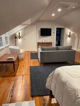 7 Bedford St, Unit Bedford St in Lexington, MA - Building Photo - Building Photo