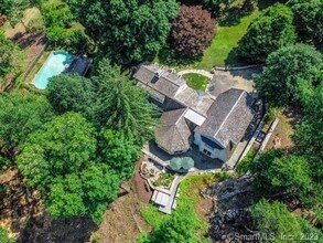 45 Calhoun St in Washington, CT - Building Photo - Building Photo