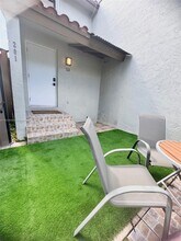 10309 NW 9th St Cir in Miami, FL - Building Photo - Building Photo