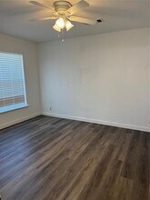 2609 W Walker St in Denison, TX - Building Photo - Building Photo