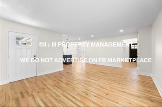 1421 E Stagecoach Dr in Olathe, KS - Building Photo - Building Photo