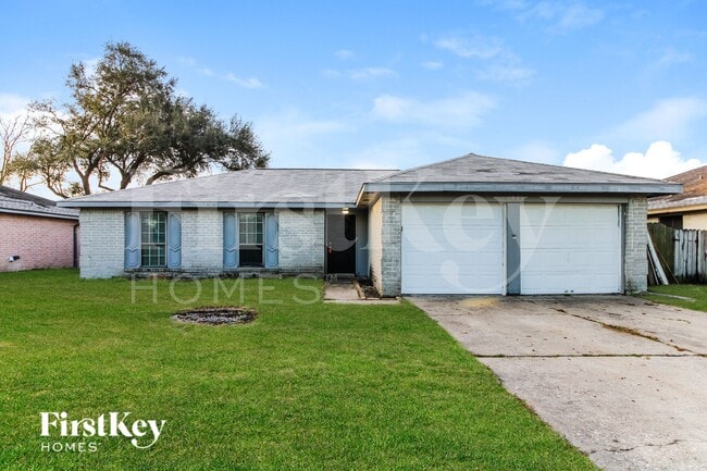 9806 Charmont Rd in La Porte, TX - Building Photo - Building Photo