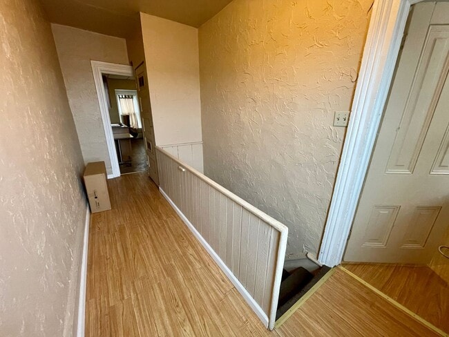 property at 19 Enon Wy