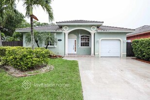 14633 SW 181st Terrace in Miami, FL - Building Photo