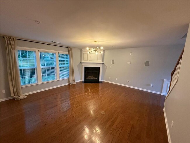 331 Balaban Cir in Woodstock, GA - Building Photo - Building Photo