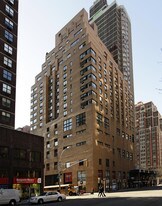 200 E 87th Street in New York, NY - Building Photo