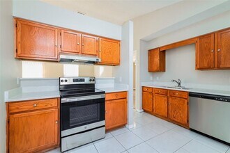 657 Koala Ct in Kissimmee, FL - Building Photo - Building Photo