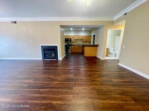10308 Dorsey Village Dr in Blue Ridge Manor, KY - Building Photo - Building Photo