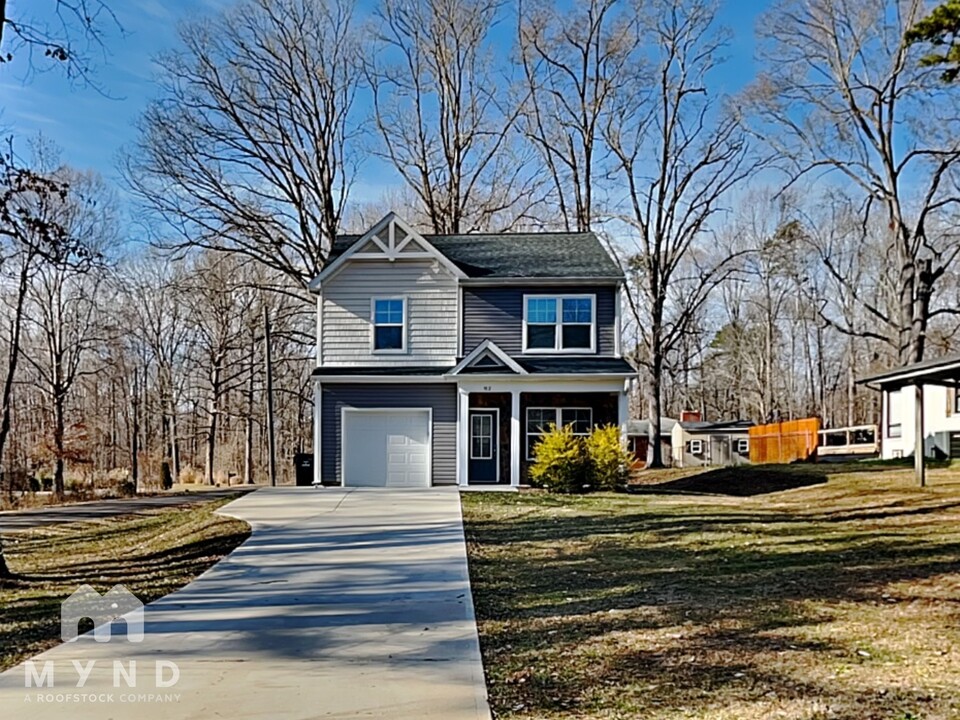 912 S Spencer Ave in Spencer, NC - Building Photo