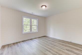 684 Southport Supply Rd SE in Bolivia, NC - Building Photo - Building Photo
