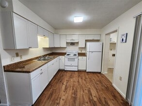1709 SW 69th Terrace in Gainesville, FL - Building Photo - Building Photo