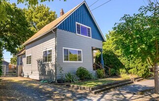 7907 N Hereford Ave in Portland, OR - Building Photo