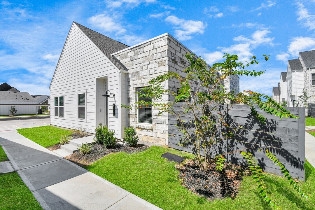 23823 Cumberland Ridge Dr in Hockley, TX - Building Photo