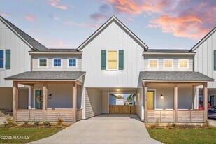 119 Mayberry Grv St in Youngsville, LA - Building Photo