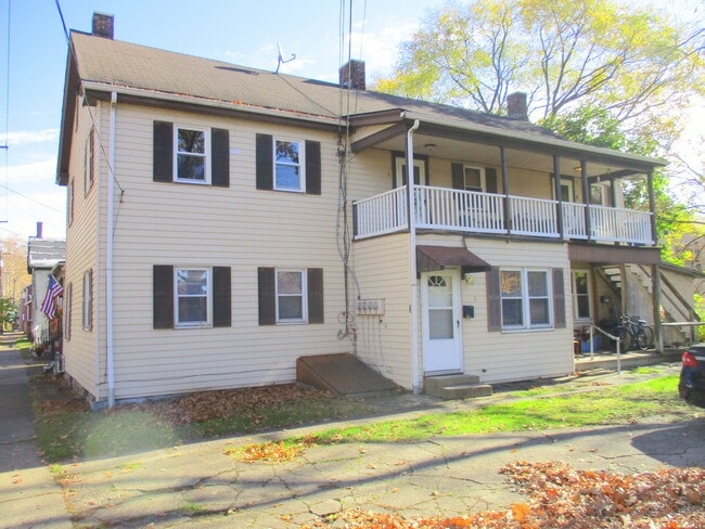 272 13th St, Unit #3 in Ambridge, PA - Building Photo - Building Photo