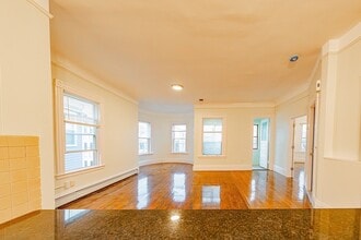 118 White St in Boston, MA - Building Photo - Building Photo