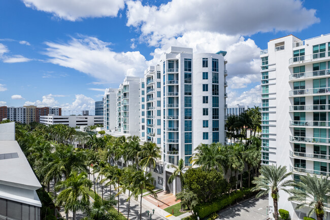 Uptown Marina lofts in Aventura, FL - Building Photo - Building Photo