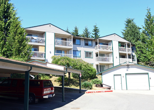 Cedar Glen Apartments in Bremerton, WA - Foto de edificio - Building Photo