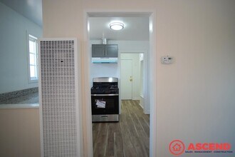 412 El Tejon Ave in Bakersfield, CA - Building Photo - Building Photo