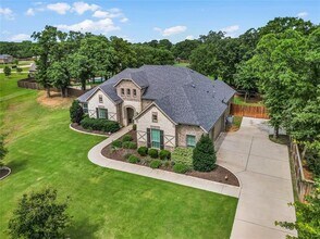 4109 Crosswind St in Burleson, TX - Building Photo - Building Photo