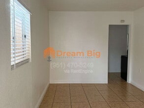 14653 Washington Dr in Fontana, CA - Building Photo - Building Photo