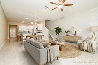 14206 Riva Ridge Pl, Unit B21 in Ruskin, FL - Building Photo - Building Photo