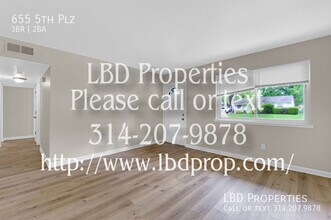 655 5th Plaza in Florissant, MO - Building Photo - Building Photo