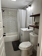 46 Akron St in Cartersville, GA - Building Photo - Building Photo