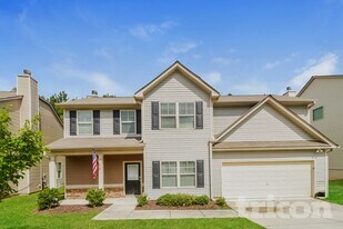 457 Shady Glen in Dallas, GA - Building Photo