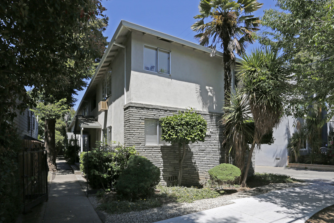 616 23rd St in Sacramento, CA - Building Photo