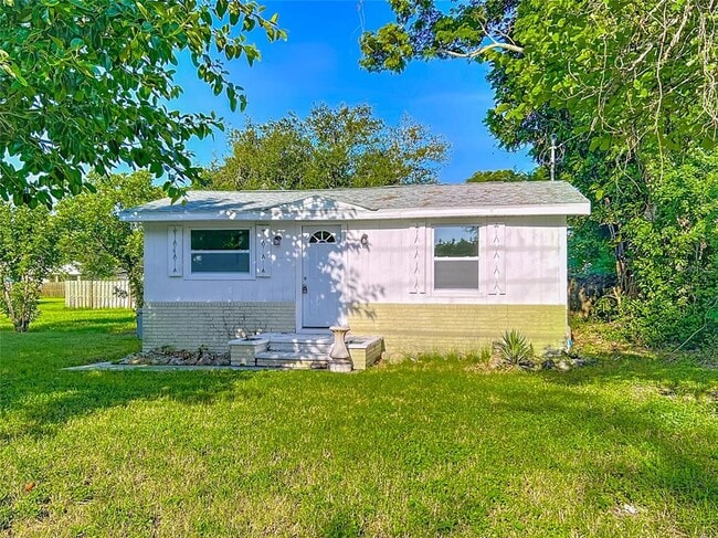 property at 317 Jessica St S