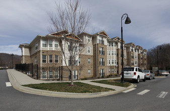 Givens Great Laurels in Waynesville, NC - Building Photo - Building Photo