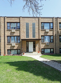 209 Kimbell Ave in Elmhurst, IL - Building Photo - Building Photo