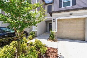 2513 Sunray Venus Wy in Ruskin, FL - Building Photo - Building Photo