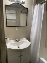 3130 McCloy Ave, Unit McCloy Apartments in Murrysville, PA - Building Photo - Building Photo
