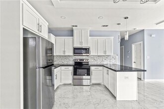 16 S Dominique St in Pharr, TX - Building Photo - Building Photo