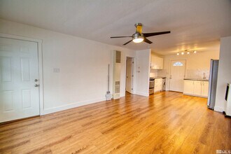 550 W 10th St in Reno, NV - Building Photo - Building Photo
