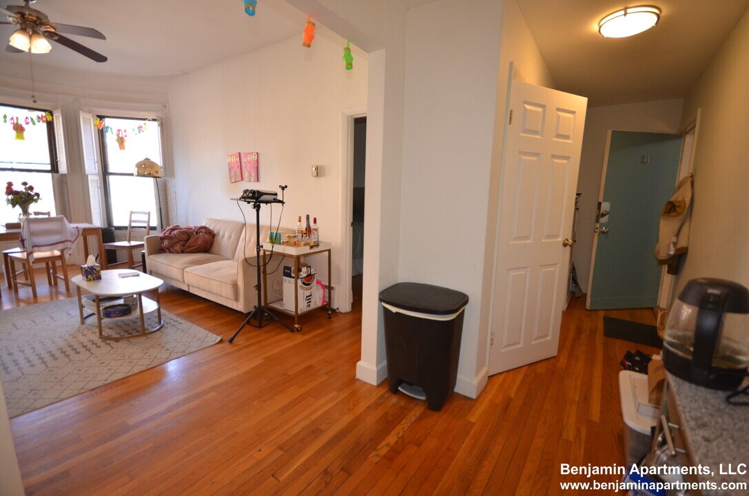 507 Beacon St, Unit 2 in Boston, MA - Foto de edificio