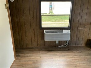345 Merrimon Ave in Weaverville, NC - Building Photo - Building Photo