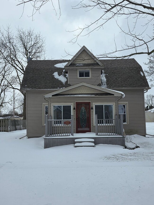 property at 18555 Wall St