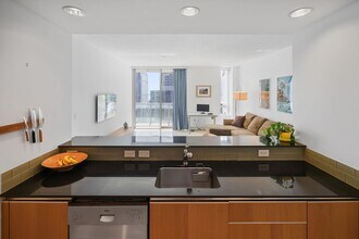 1050 Brickell Ave, Unit 2302 in Miami, FL - Building Photo - Building Photo