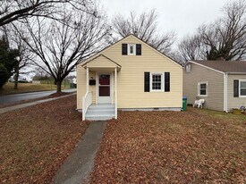 1717 Gordon Ave in Richmond, VA - Building Photo