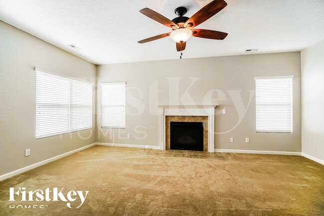 1083 Ashcraft Ave in Columbus, OH - Building Photo - Building Photo