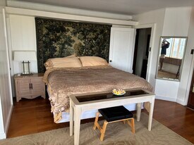 1970 Mott-Smith Dr in Honolulu, HI - Building Photo