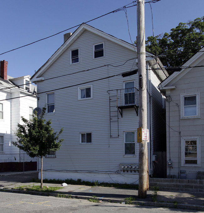 119 Wesleyan Ave in Providence, RI - Building Photo - Building Photo