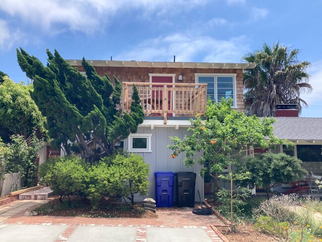 624 Bonair St, Unit 624 Bonair Way in La Jolla, CA - Building Photo - Building Photo