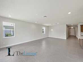 3449 McLain Preserve Pt in Sanford, FL - Building Photo - Building Photo